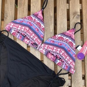 Colorful triangle style bikini top by Arizona Jean Co. removable pads Sz L